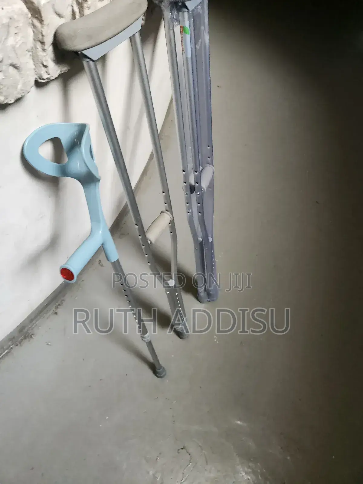 Axillary Bilateral Crutches痛苦crutches知識axillary Crutches煞車crutches