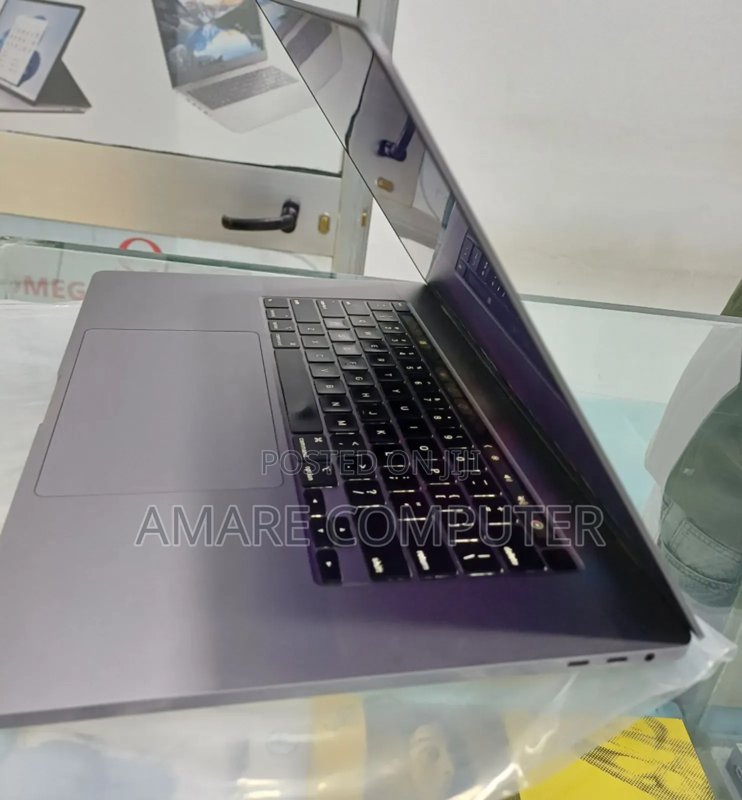 New Laptop Apple MacBook Pro 2019 32GB Intel Core I9 SSD 1T