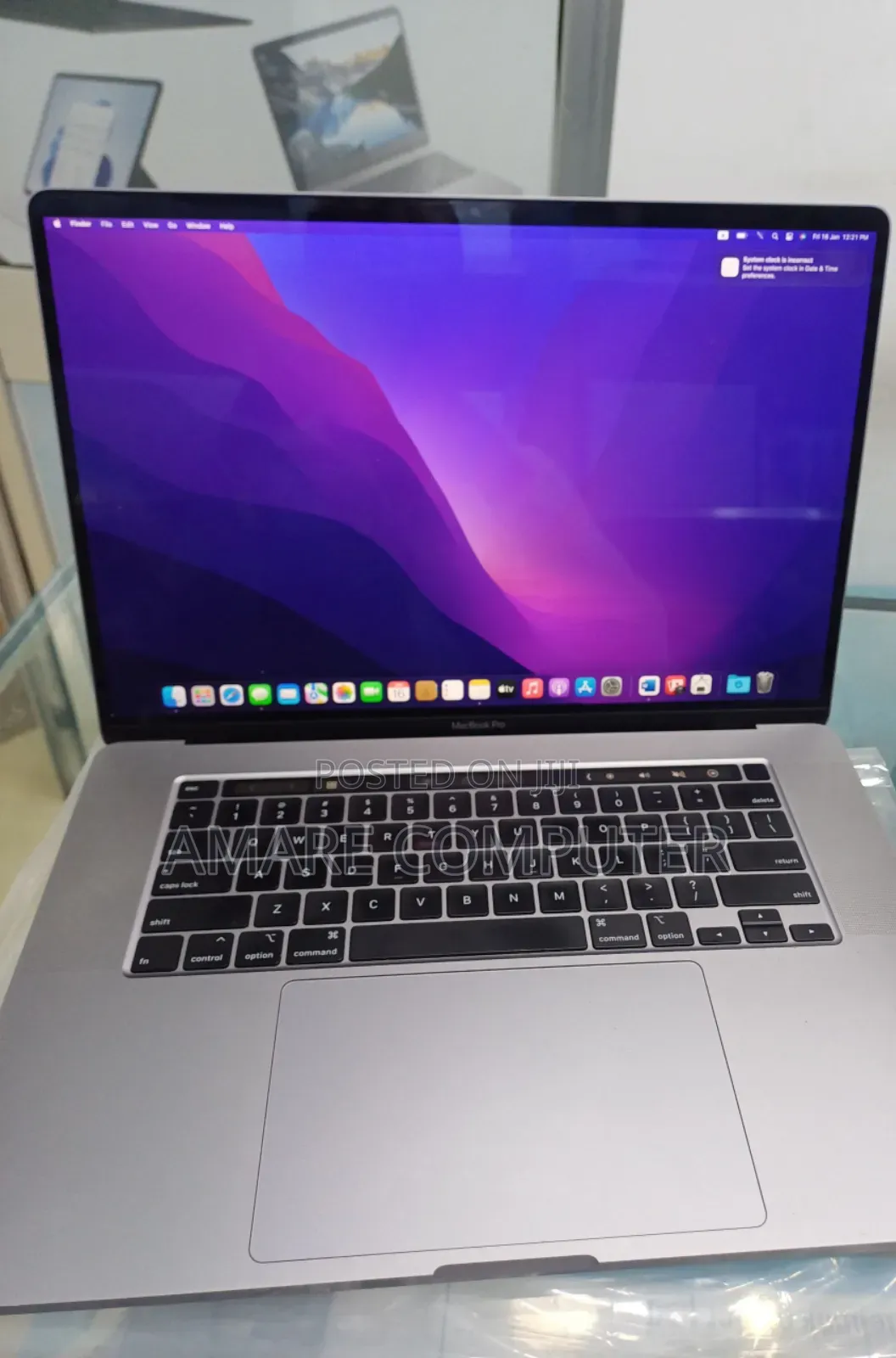 New Laptop Apple MacBook Pro 2019 32GB Intel Core I9 SSD 1T