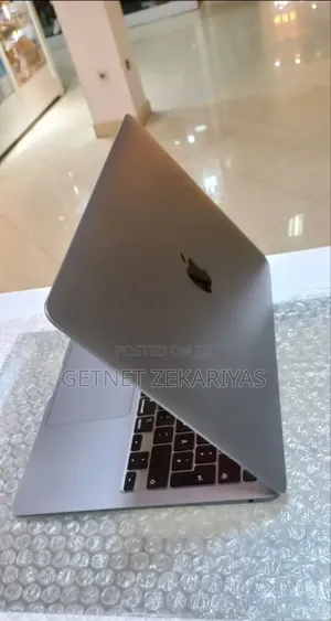 New Laptop Apple MacBook Air 2020 8GB Intel Core I5 SSD 256GB