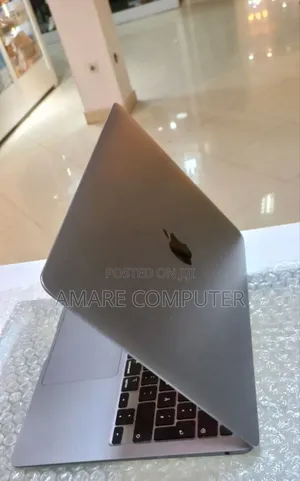 New Laptop Apple MacBook Air 2020 8GB Intel Core I5 SSD 256GB