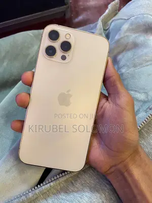 Photo - Apple iPhone 12 Pro Max 256 GB Gold