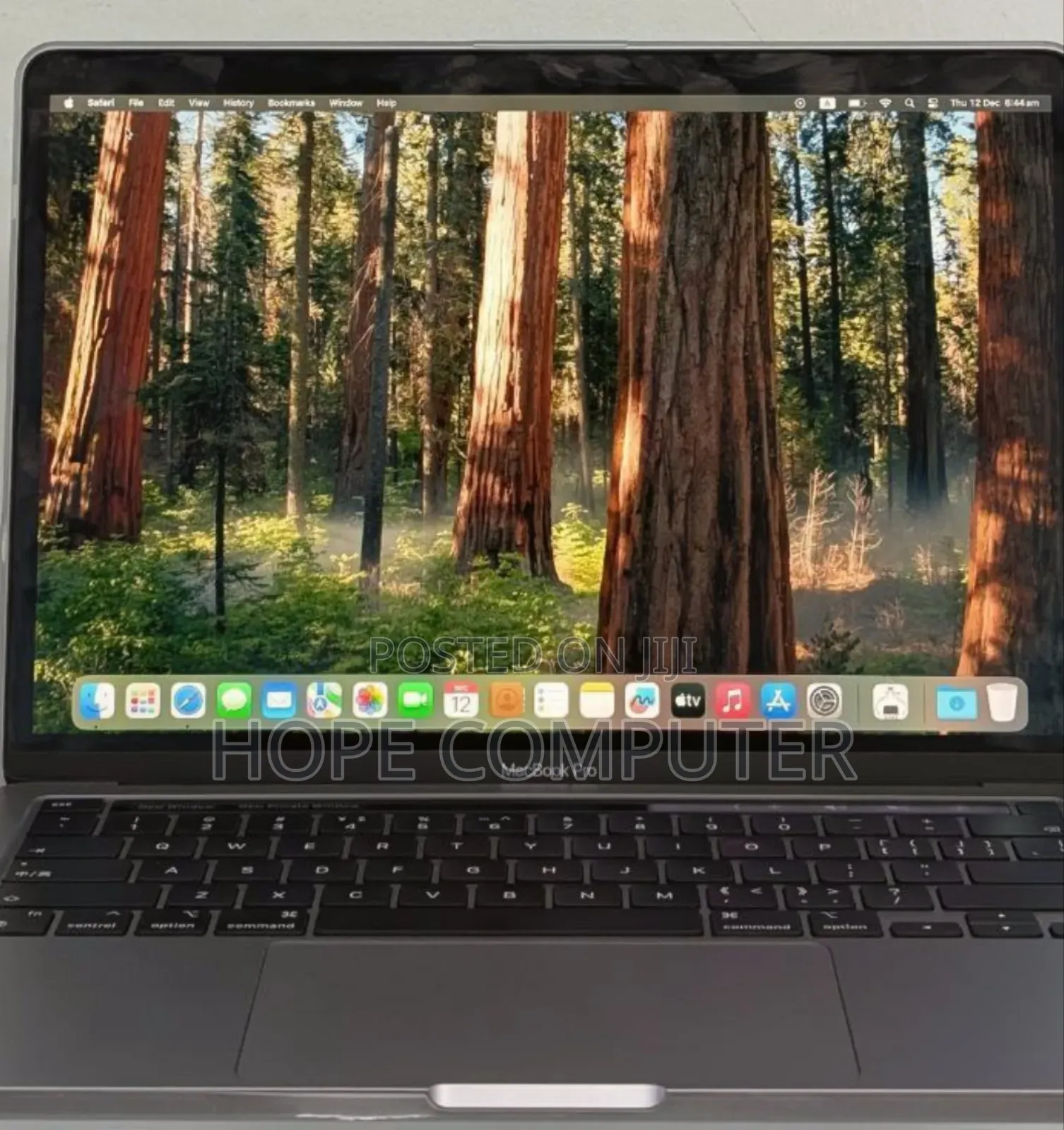 New Laptop Apple MacBook Pro 2022 M2 8GB Apple M2 SSD 256GB