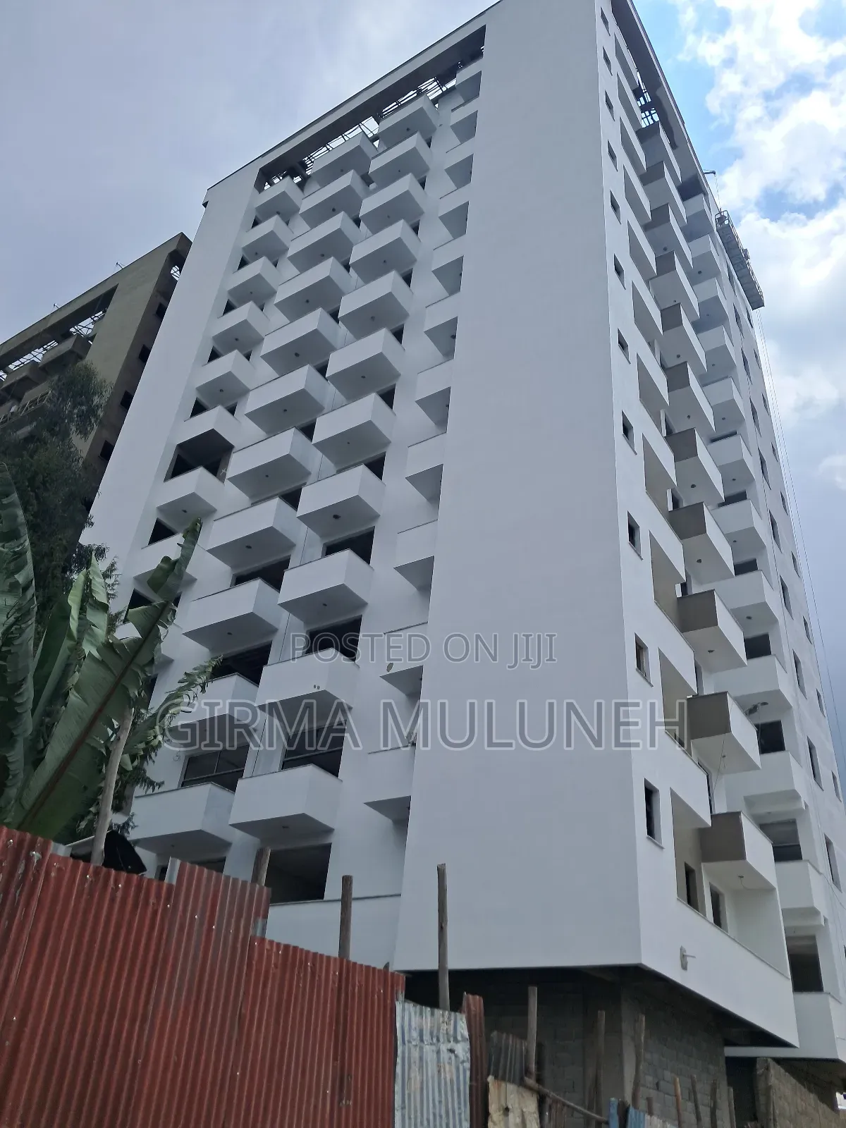 3bdrm Apartment in አዲሱ ገበያ, Addis Ketema for sale