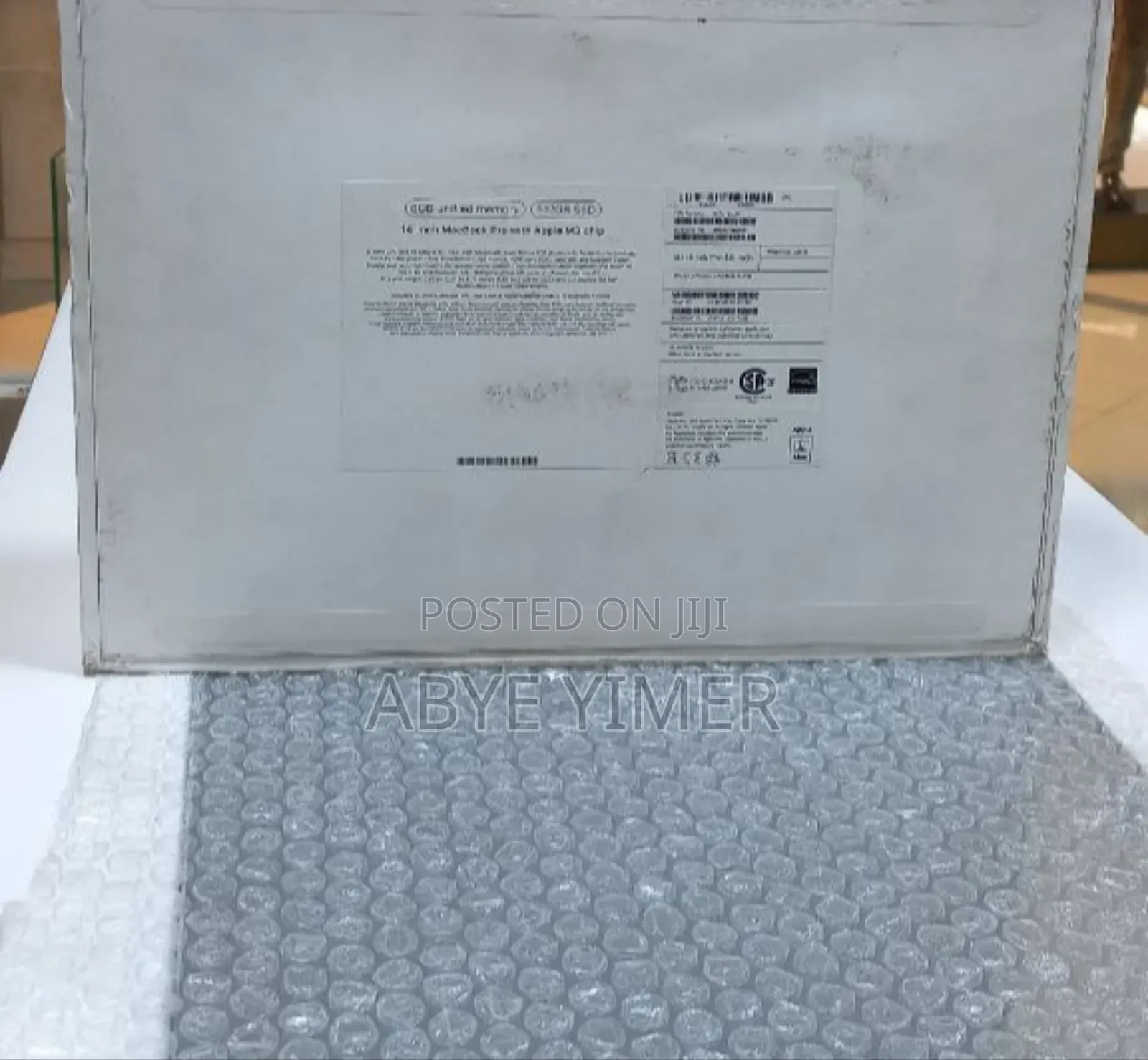 New Apple MacBook Pro 2023 M3 14-Inch 8GB Intel Core M3 SSD 512GB