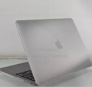 New Laptop Apple MacBook Pro M1 8GB SSD 256GB