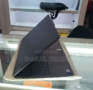 New Laptop Lenovo Yoga 7i 16GB Intel Core Ultra 7 SSD 1T