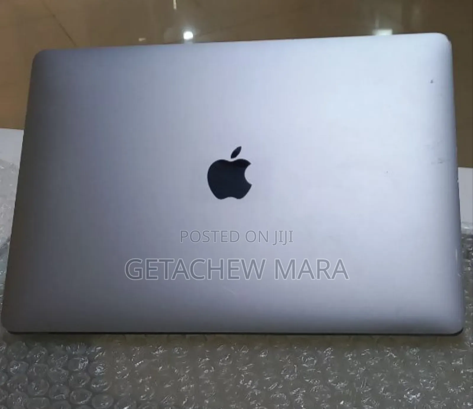 New Laptop Apple MacBook 2020 8GB Intel Core I5 SSD 256GB