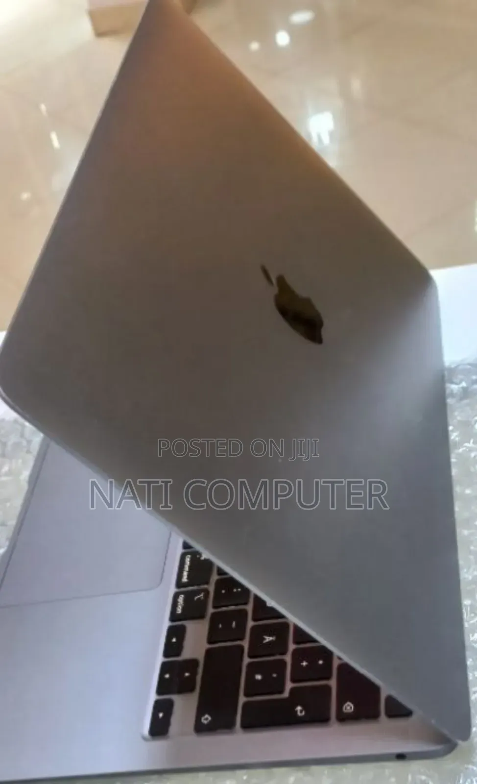 New Laptop Apple MacBook Air 2022 M2 8GB Intel Core I5 SSD 256GB