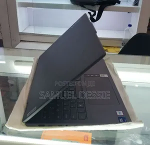 New Laptop Lenovo Yoga 7i 16GB Intel Core Ultra 7 SSD 1T