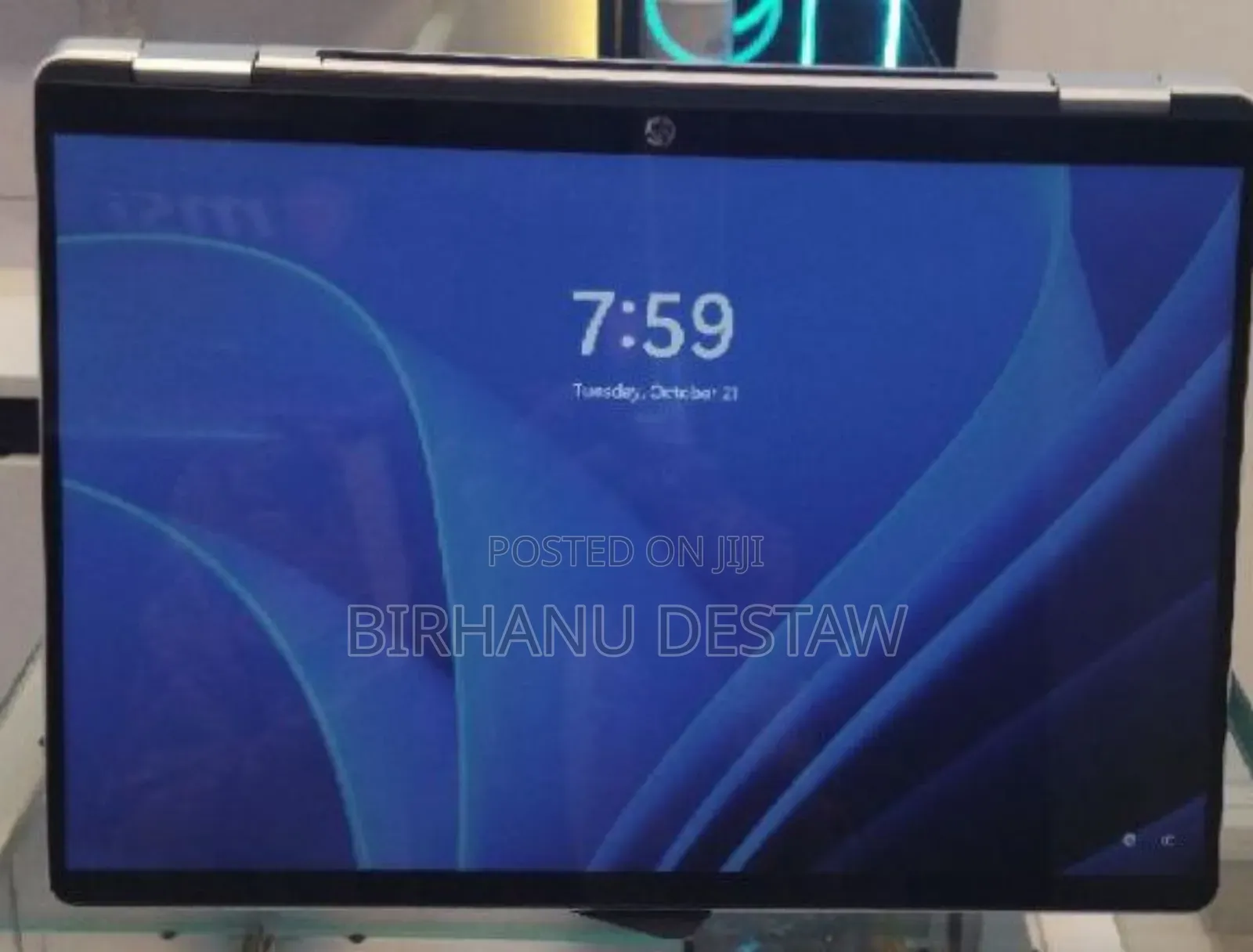 New Laptop HP OmniBook 5 Flip 8GB Intel Core 5 SSD 512GB