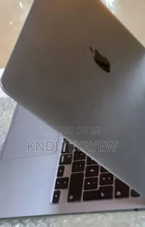 Photo - New Laptop Apple MacBook Air 2020 M1 8GB Intel Core I5 SSD 256GB