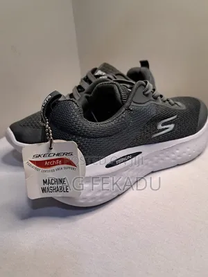 Skechers Go Run
