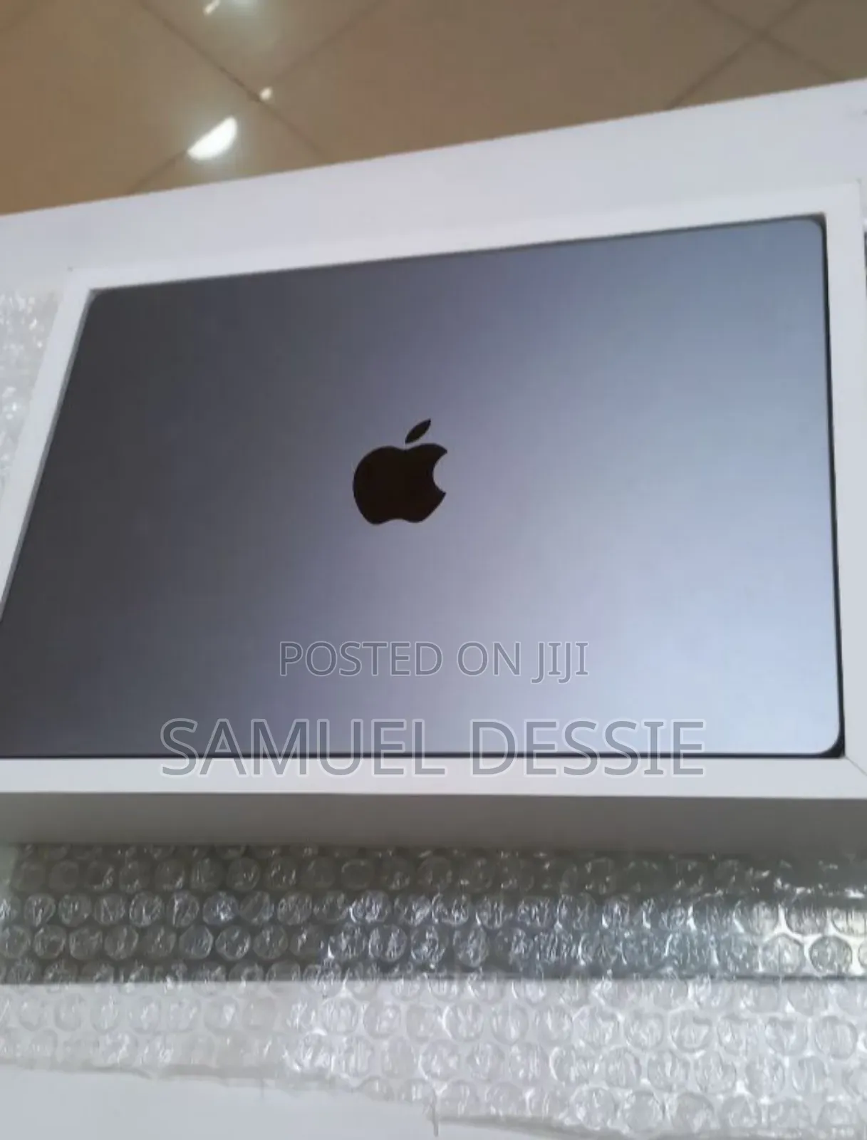 New Laptop Apple MacBook Pro 2023 M3 14-Inch 8GB Apple M3 Pro SSD 512GB