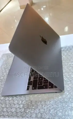 Photo - New Laptop Apple MacBook Air 2020 M1 8GB Intel Core I5 SSD 256GB
