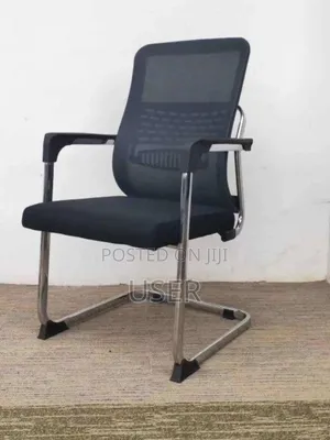 Photo - Quality Gusts Chair( Black Color)