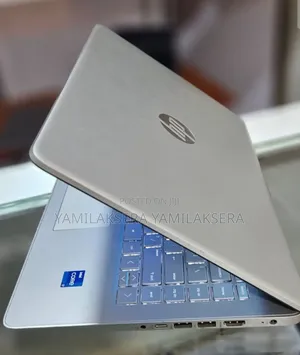 New Laptop HP Stream Notebook 8GB Intel Core i7 SSD 512GB