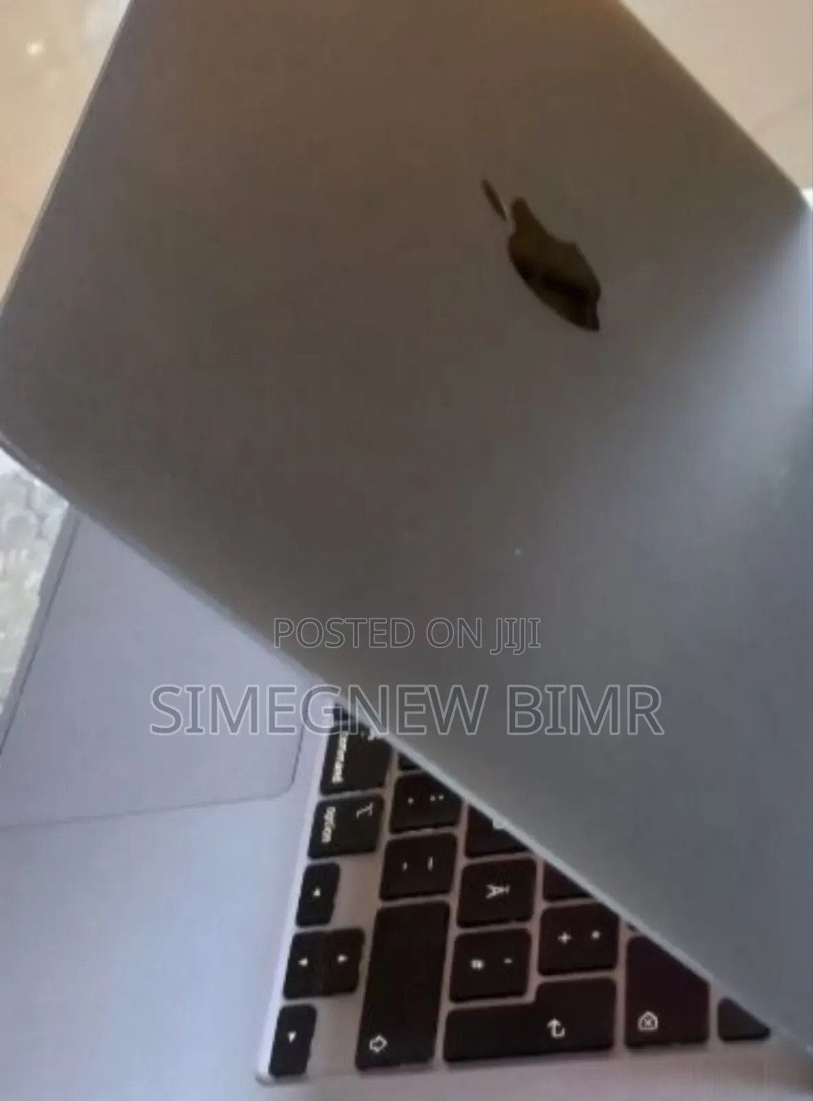 New Laptop Apple MacBook Air 2020 M1 8GB Intel Core I5 SSD 256GB