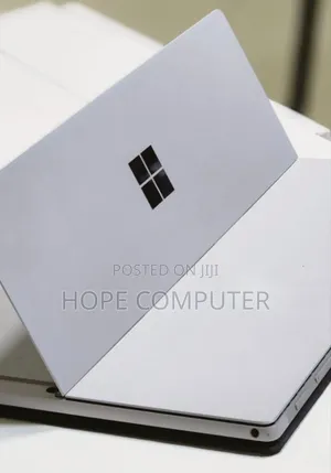 Photo - New Laptop Microsoft Surface Pro 6 16GB Intel Core I7 SSD 1T