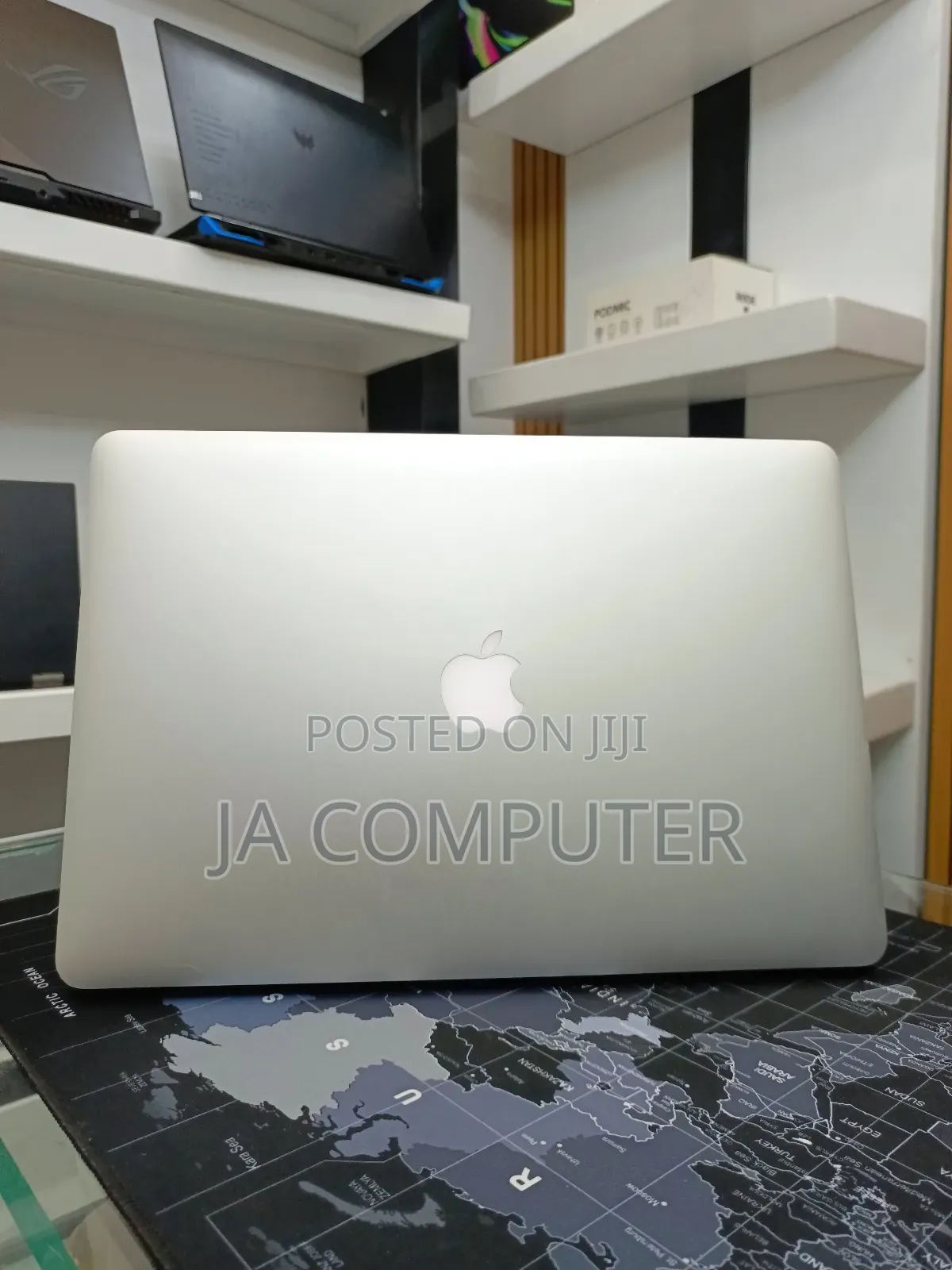 New Laptop Apple MacBook Pro 2015 16GB Intel Core I7 SSD 256GB