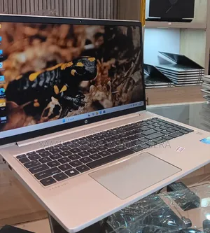 New Laptop HP ProBook 440 G9 16GB Intel Core I7 SSD 512GB