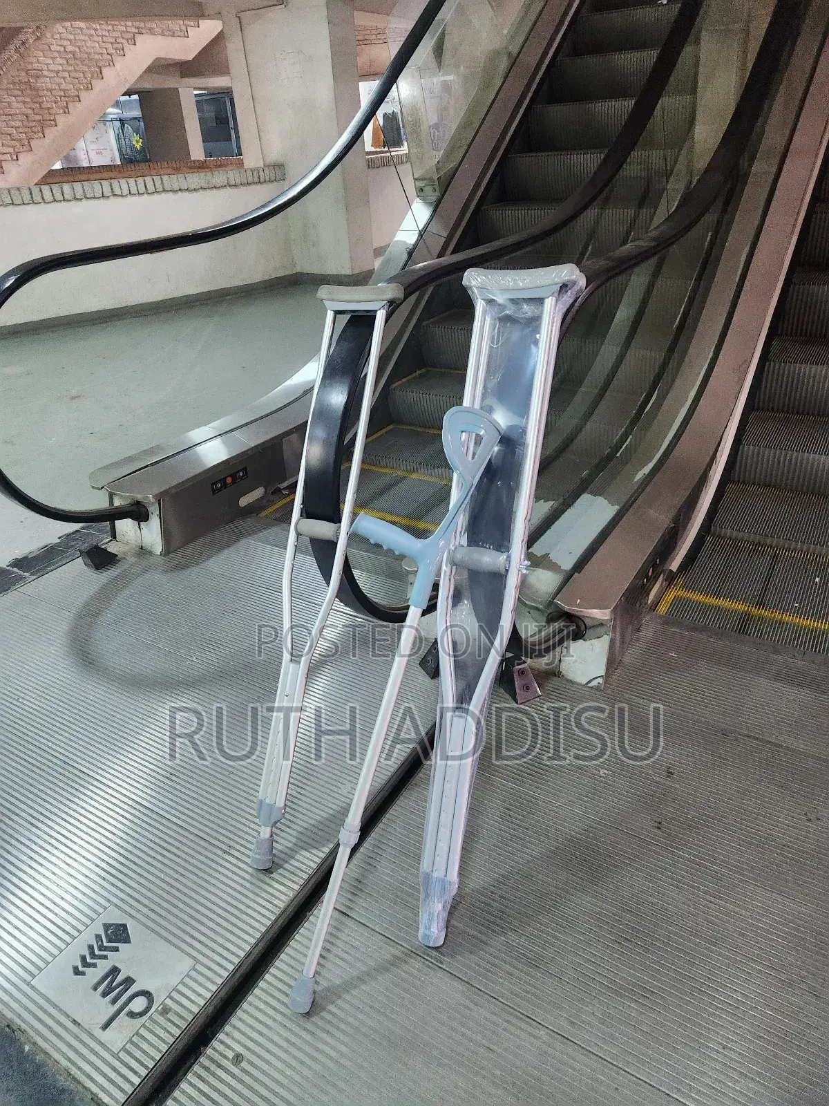 Axillary Crutches麻醉crutches痲不axillary Crutches癲馬axillary Crutches New