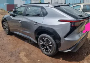 New Toyota bZ4X 2024 Silver