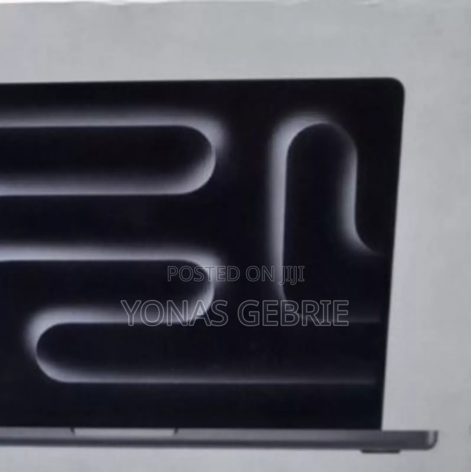 New Laptop Apple MacBook Pro 2024 M3 14-Inch 8GB Apple M3 SSD 512GB