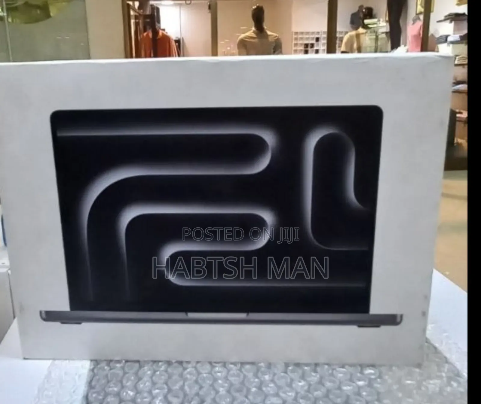 New Laptop Apple MacBook Pro 2024 M3 14-inch 8GB Apple M4 SSD 512GB