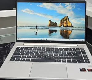 Photo - New Laptop HP EliteBook 840 16GB Intel Core i7 SSD 512GB