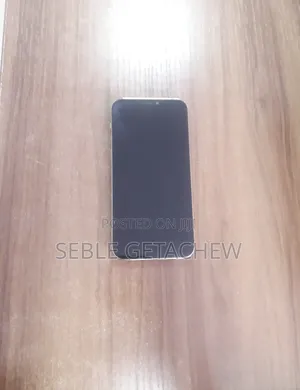 Photo - Apple iPhone 12 Pro 128 GB Gold