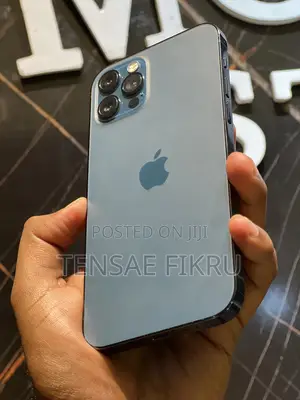 Photo - Apple iPhone 12 Pro 256 GB Blue