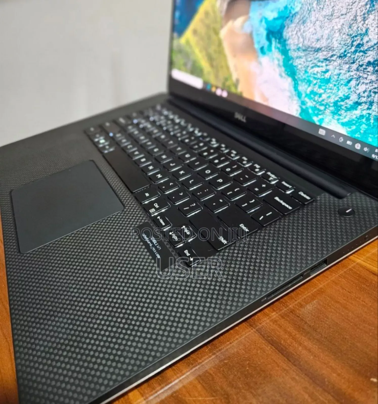 New Laptop Dell XPS 15 16GB Intel Core I7 SSD 512GB