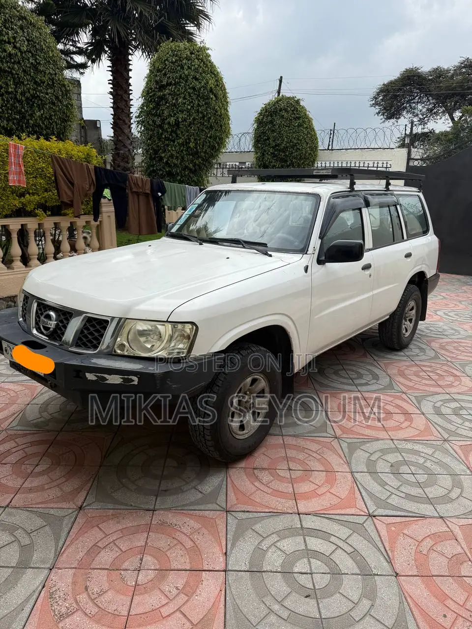 Nissan Patrol 2010 White