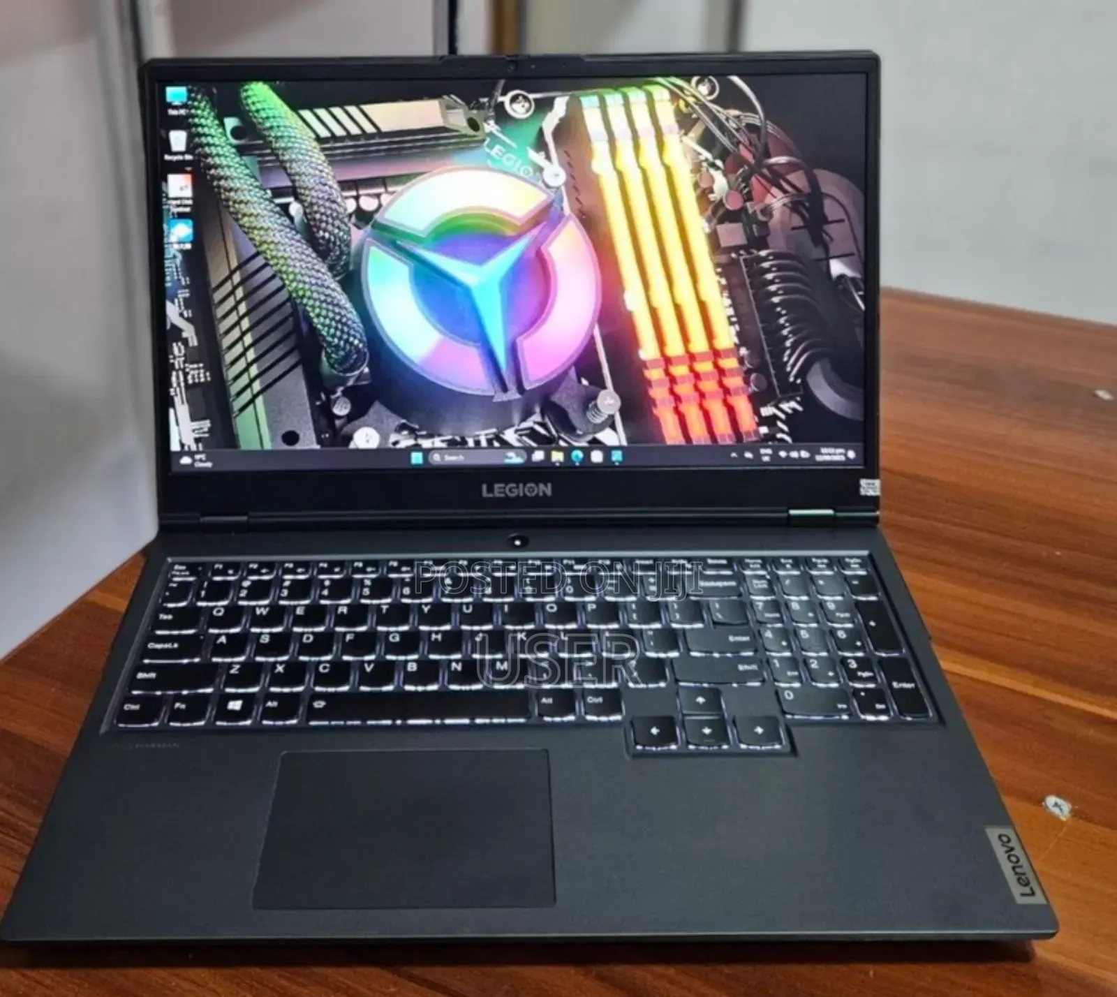 New Laptop Lenovo Legion 5 16GB AMD Ryzen 5 SSD 512GB
