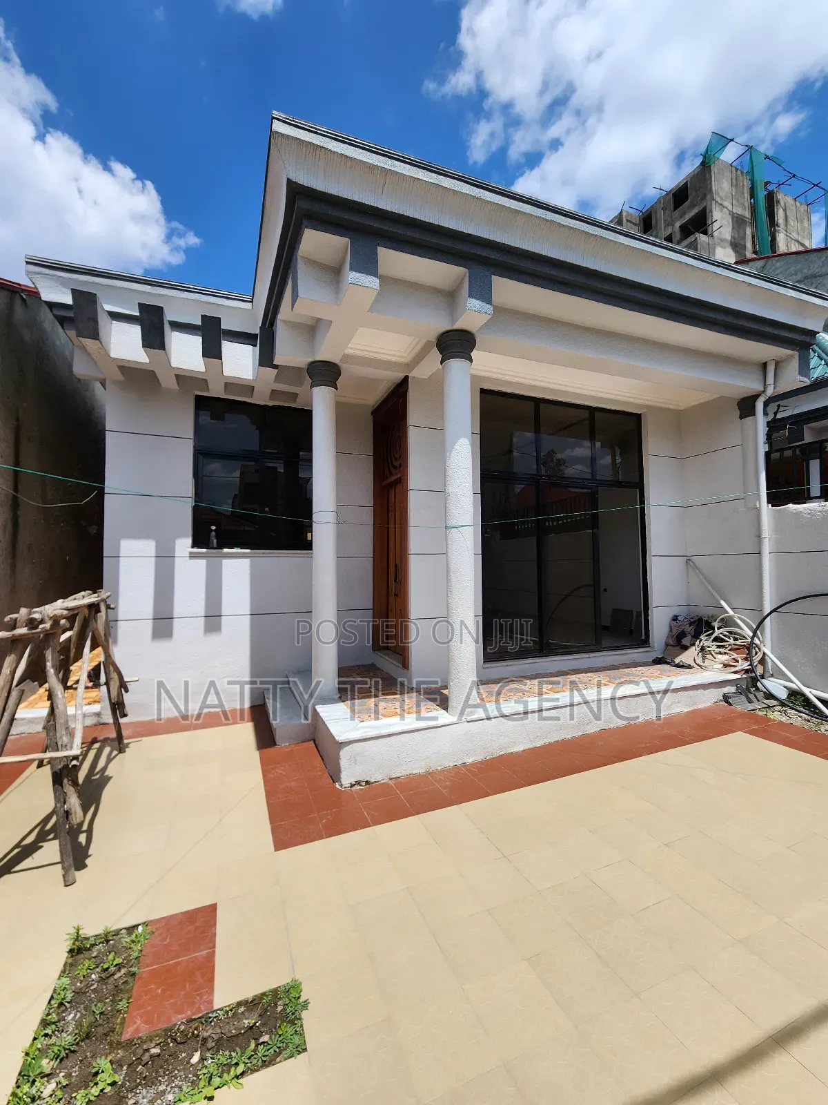 Furnished 3bdrm Villa in Summit, Bole for sale