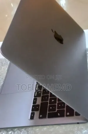 Photo - New Laptop Apple MacBook Pro 2019 16GB Intel Core I5 SSD 256GB