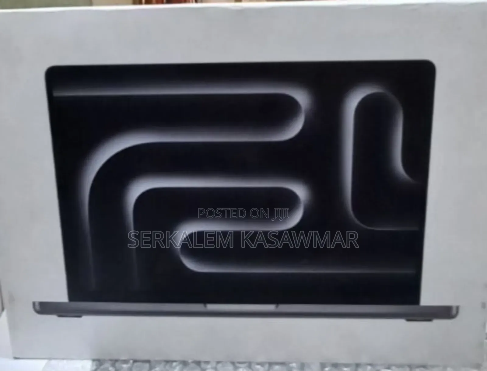 New Laptop Apple MacBook Pro 8GB Apple M3 SSD 512GB