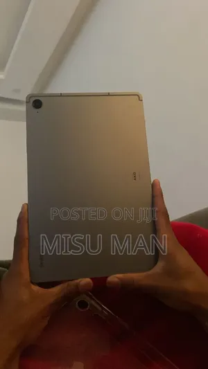 Photo - New Samsung Galaxy Tab S9 FE 128 GB Silver