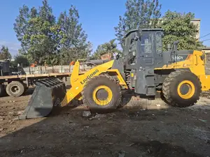 Photo - Loader for Rent/ ሎደር ኪራይ