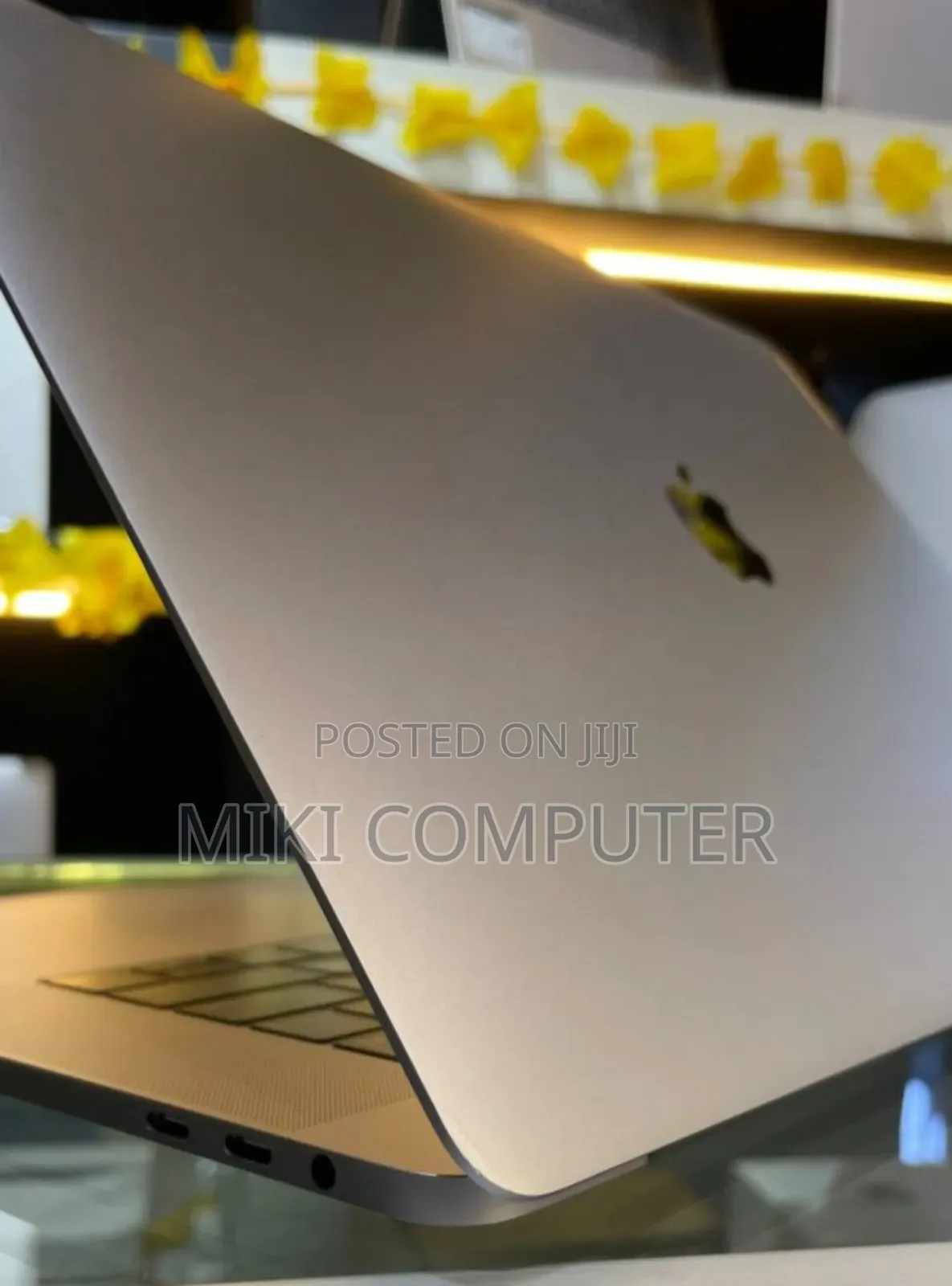 New Laptop Apple MacBook Pro 2019 16GB Intel Core I9 SSD 1T