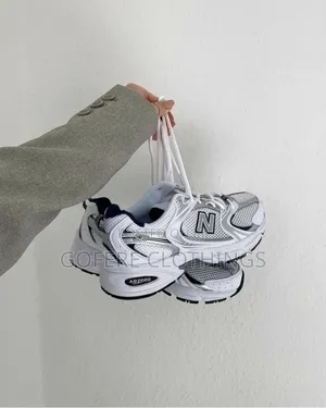 Photo - Made in Vietnam 530 Nb