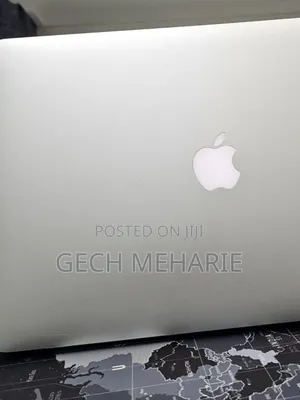 New Laptop Apple MacBook Pro 2017 16GB Intel Core I7 SSD 256GB