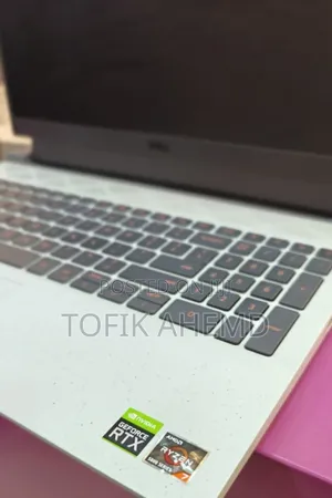 New Laptop Dell XPS 15 16GB AMD Ryzen 7 SSD 512GB