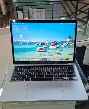 New Laptop Apple MacBook Pro 2022 M2 8GB Apple M1 Pro SSD 512GB