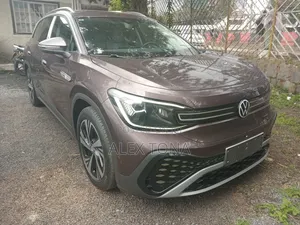 New Volkswagen ID.6 2024 Gold