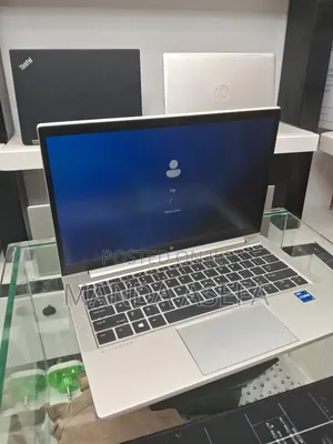 New Laptop HP EliteBook 830 G8 16GB Intel Core I7 SSD 512GB