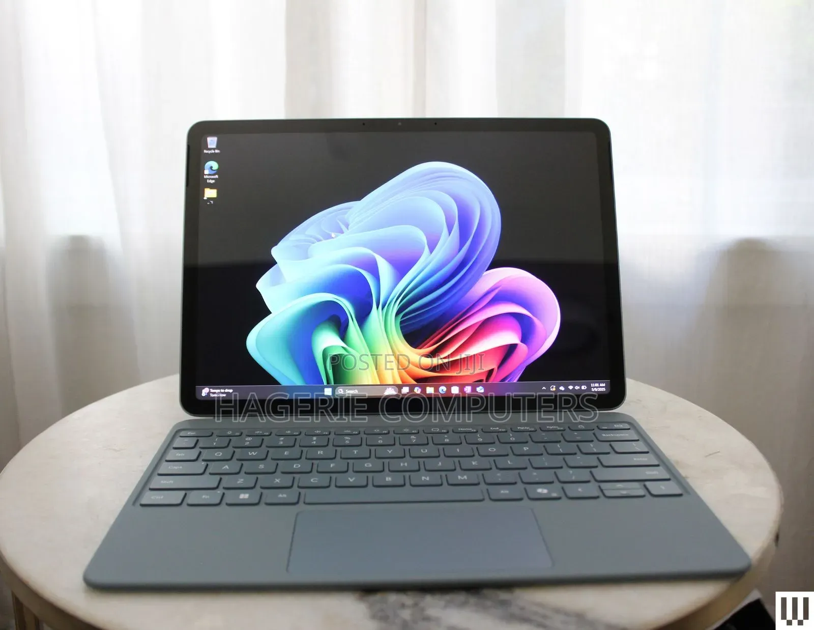 New Laptop Microsoft Surface 2GB Intel Pentium SSD 32GB