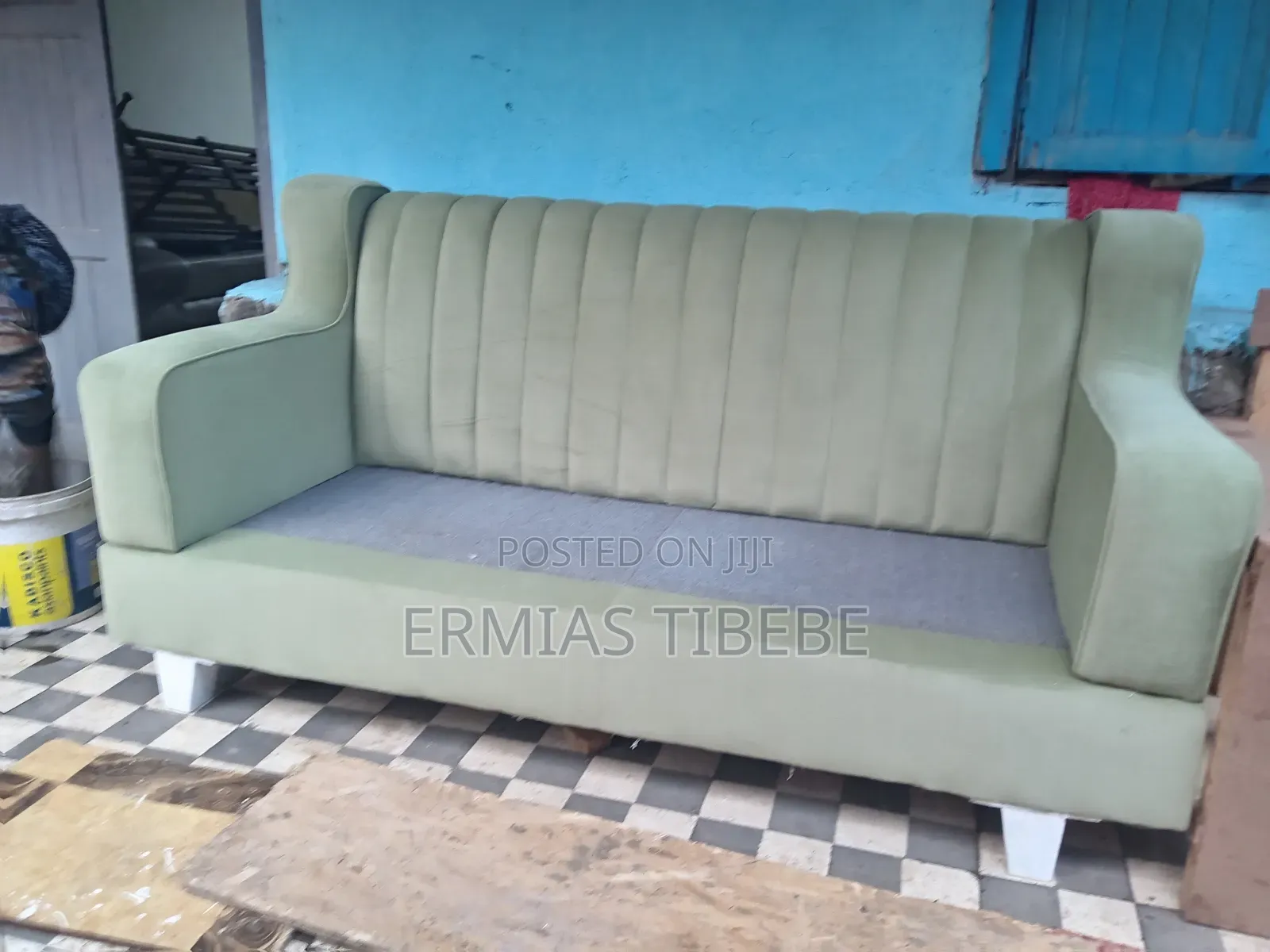 Sofa 3 Men Seat|ሶፋ ባለ ሦስት|