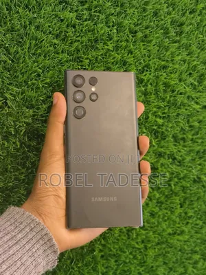 Photo - Samsung Galaxy S22 Ultra 512 GB Black